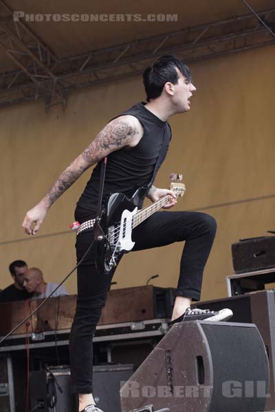 ANTI-FLAG - 2005-06-25 - CERGY - Base de Loisirs - 